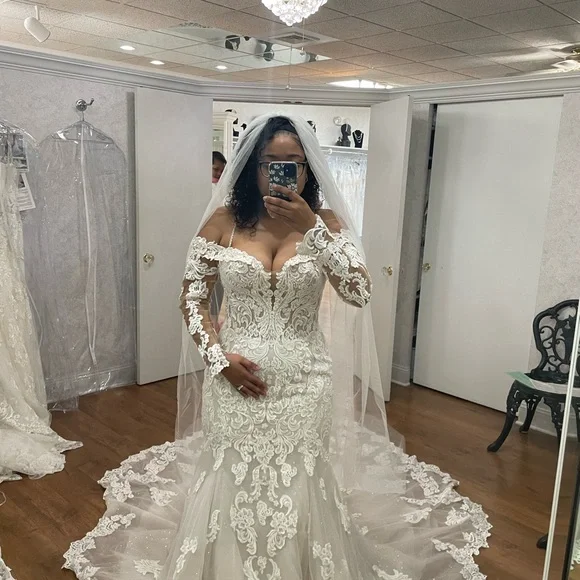 Dresses | Brand New Unused Wedding Dress Veil Included 